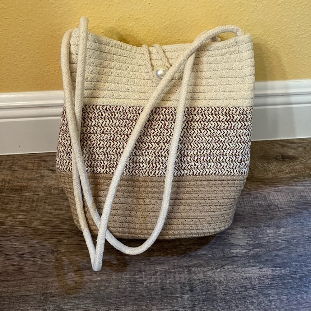 BEYA Rope/Jute Bucket Style Purse